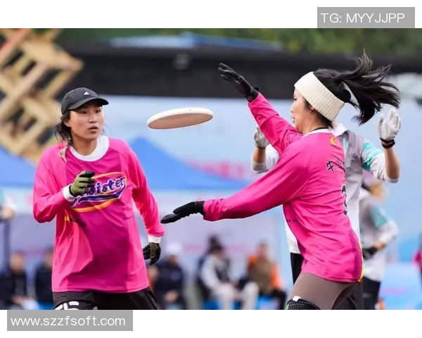 南京飞盘队与上海飞盘队赛后复盘分析力量对比与战术探讨